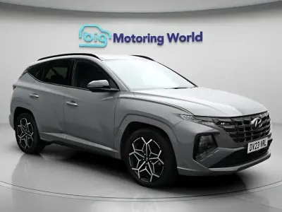 Begagnad Hyundai Tucson N Line 230 HK (169 kW) 2023 Grå SUV