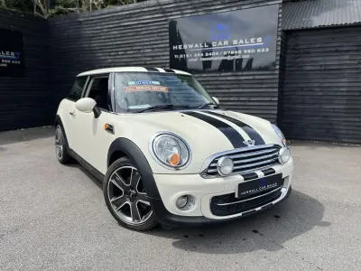 Used Mini Cooper D Hatch 2012 White Hatchback