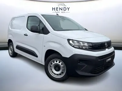 New Vauxhall Combo 130 HP (95 kW) 2026 Kaolin white MPV