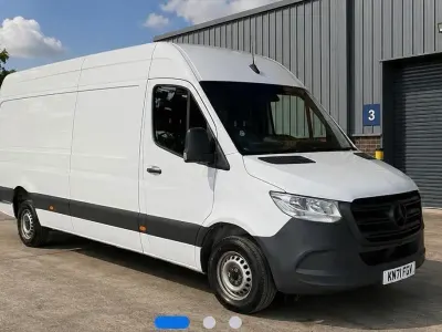 Used Mercedes Sprinter Progressive 148 HP (108 kW) 2022 White Van