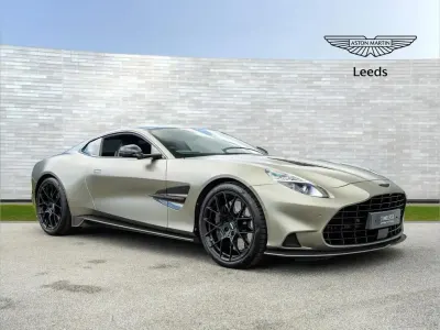 Used Aston Martin Vanquish 835 HP (614 kW) 2025 Green Coupe