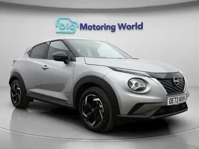 Usado Nissan Juke N-Connecta 143 CV (105 kW) 2023 Plateado SUV