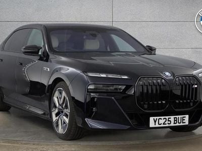 New BMW M760e Comfort Edition 563 HP (414 kW) 2025 Black Sedan