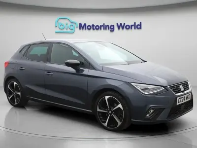 Używany Seat Ibiza FR Sport 115 KM (84 kW) 2024 Szary Hatchback