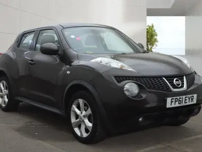 Usado Nissan Juke Acenta 190 HP (139 kW) 2011 Laranja SUV