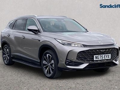 New MG HS 2025 Metallic  white pearl SUV