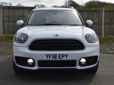 Used Mini Cooper D Countryman 150 HP (110 kW) 2018 White SUV