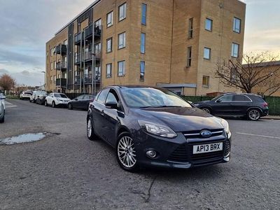 Used Ford Focus Zetec 125 HP (91 kW) 2013 Grey Hatchback