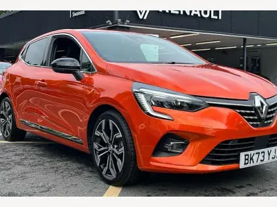 Used Renault Clio Techno 145 HP (106 kW) 2023 Renault id  orange valencia  Hatchback