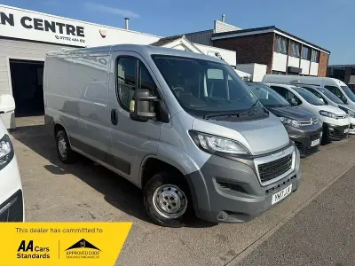 Used Peugeot Boxer 110 HP (80 kW) 2017 Silver Van