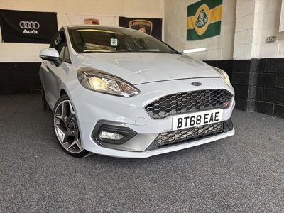 Usado Ford Fiesta ST 2018 Prateado Citadino