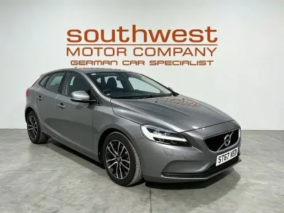 Used Volvo V40 Momentum 120 HP (88 kW) 2018 Grey Hatchback
