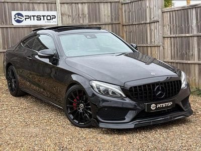 Begagnad Mercedes C220 AMG Line Premium Plus 170 HK (125 kW) 2018 Svart Sportkupé