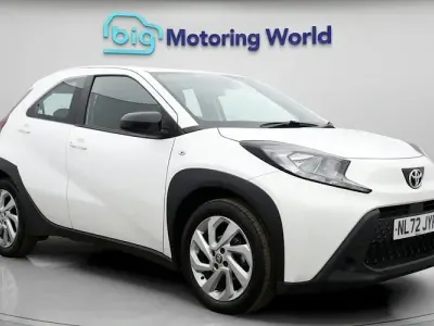 Używany Toyota Aygo X PURE 72 KM (52 kW) 2025 SUV