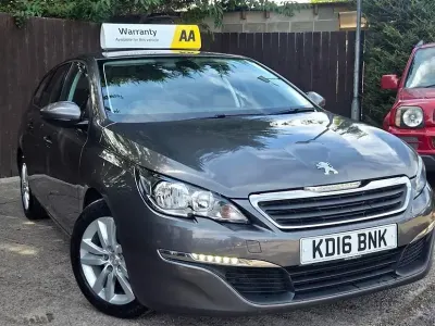 Used Peugeot 308 SW Active 120 HP (88 kW) 2016 Estate