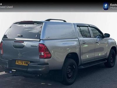 New Toyota HiLux Active 150 HP (110 kW) 2025 Silver Pickup