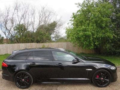 Begagnad Jaguar XF Portfolio 2014 Svart Kombi