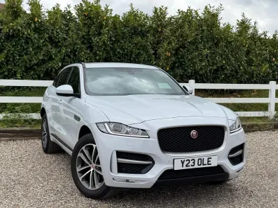 Used Jaguar F-Pace R-Sport 180 HP (132 kW) 2017 White SUV