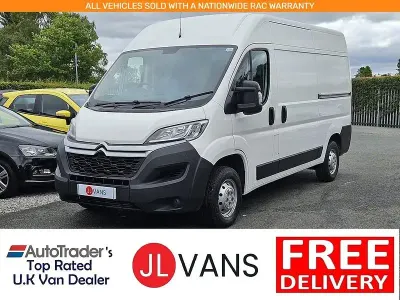 Usado Citroën Relay 140 HP (102 kW) 2022 Branco Van