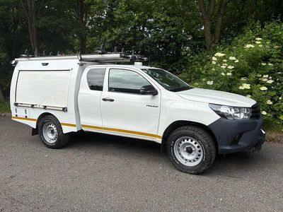 Used Toyota HiLux Active 150 HP (110 kW) 2020 White Pickup