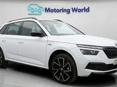 Usado Skoda Kamiq Monte Carlo 150 HP (110 kW) 2022 Branco SUV