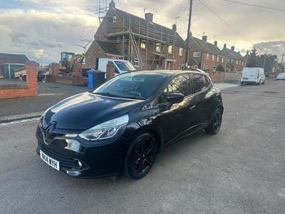 Used Renault Clio IV Dynamique 2014 Black Hatchback