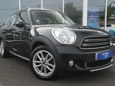 Used Mini Cooper 122 HP (89 kW) 2015 Black Hatchback