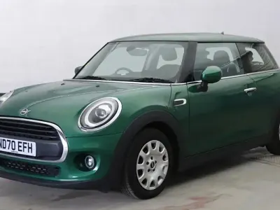 Used Mini ONE Classic 102 HP (75 kW) 2020 Green Hatchback