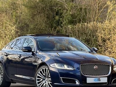 Used Jaguar XJ 306 HP (225 kW) 2019 Sedan