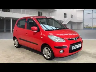 Used Hyundai i10 Comfort 77 HP (56 kW) 2009 Red Hatchback