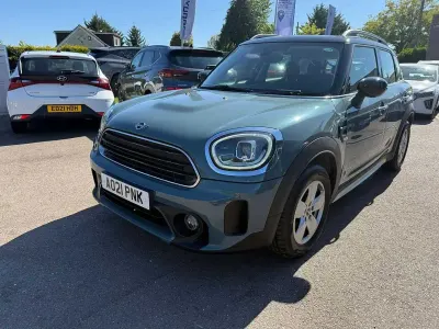 Używany Mini Cooper Classic 2021 Zielony Hatchback