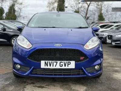 Usado Ford Fiesta ST 182 HP (133 kW) 2017 Azul Citadino