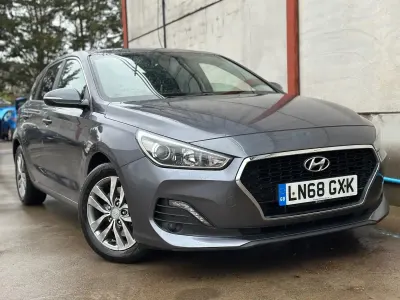 Used Hyundai i30 SE 120 HP (88 kW) 2018 Grey Hatchback
