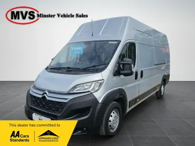 Used Citroën Relay 140 HP (102 kW) 2021 Silver Van