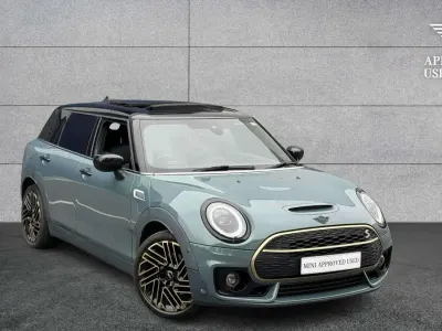 Używany Mini Cooper S Clubman Untold Edition 192 KM (141 kW) 2023 Zielony Kombi