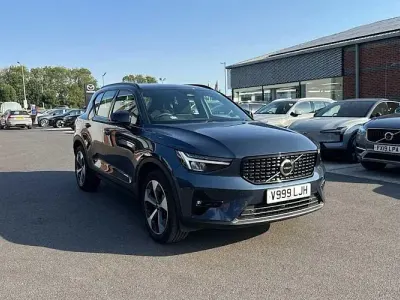 Used Volvo XC40 Plus 163 HP (119 kW) 2025 Blue SUV