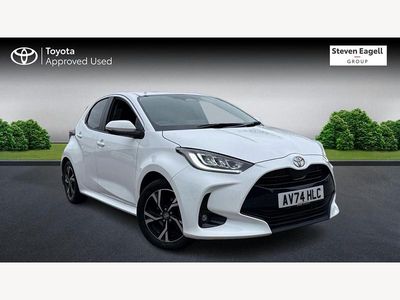 Used Toyota Yaris Hybrid Design 2024 White Hatchback