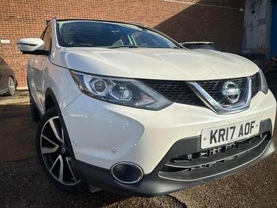 Used Nissan Qashqai Tekna 110 HP (80 kW) 2017 White SUV
