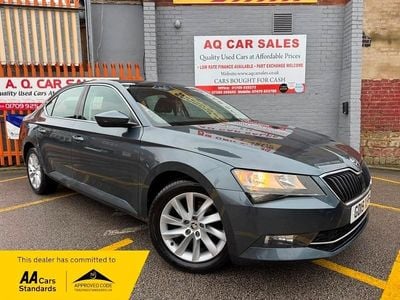 Grey Used 2019 Skoda Superb SE Hatchback | £9,990 (Fair price)