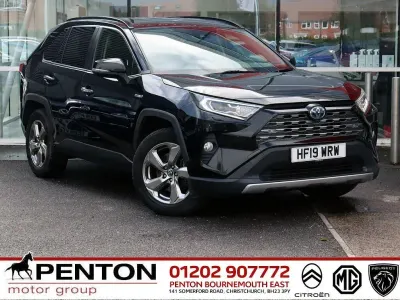Käytetty Toyota RAV4 222 HP (163 kW) 2019 Musta Katumaasturi