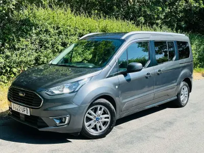 Used Ford Grand Tourneo Connect Titanium 120 HP (88 kW) 2022 Grey MPV