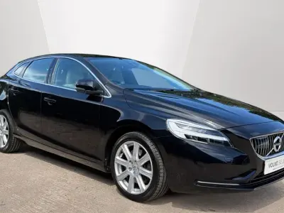 Used Volvo V40 Inscription 152 HP (111 kW) 2018 Black Hatchback