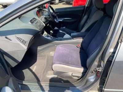 Begagnad Honda Civic Sport 140 HK (102 kW) 2006 Grå Halvkombi