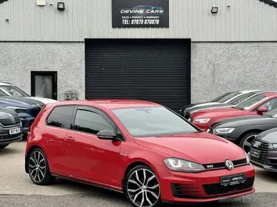 Used VW Golf VII GTI 2014 Red Hatchback