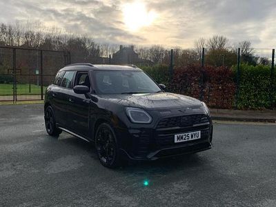 Black Used 2025 Mini Countryman SUV | £32,490 (Fair price)