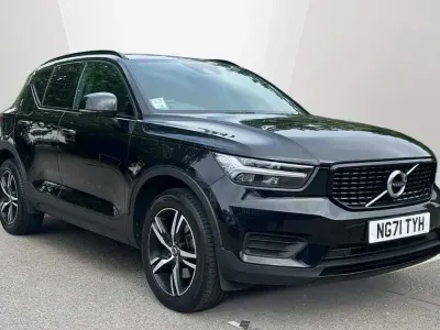 Used Volvo XC40 R-Design 194 HP (142 kW) 2022 Black SUV