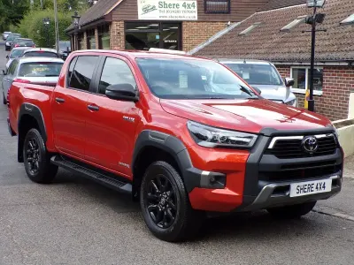 Used Toyota HiLux 204 HP (150 kW) 2025 Orange Pickup