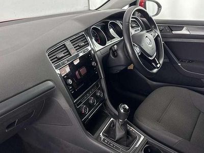 Used VW Golf VII Match 130 HP (95 kW) 2019 Red Hatchback