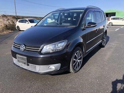 Used VW Touran SE 2023 Black MPV