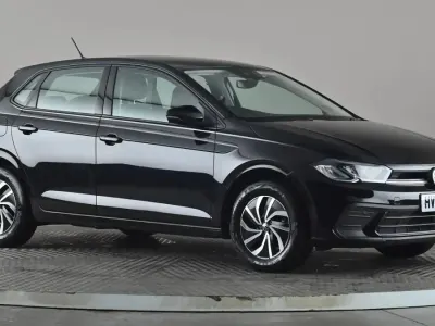 Begagnad VW Polo Life 80 HK (58 kW) 2025 Svart Halvkombi